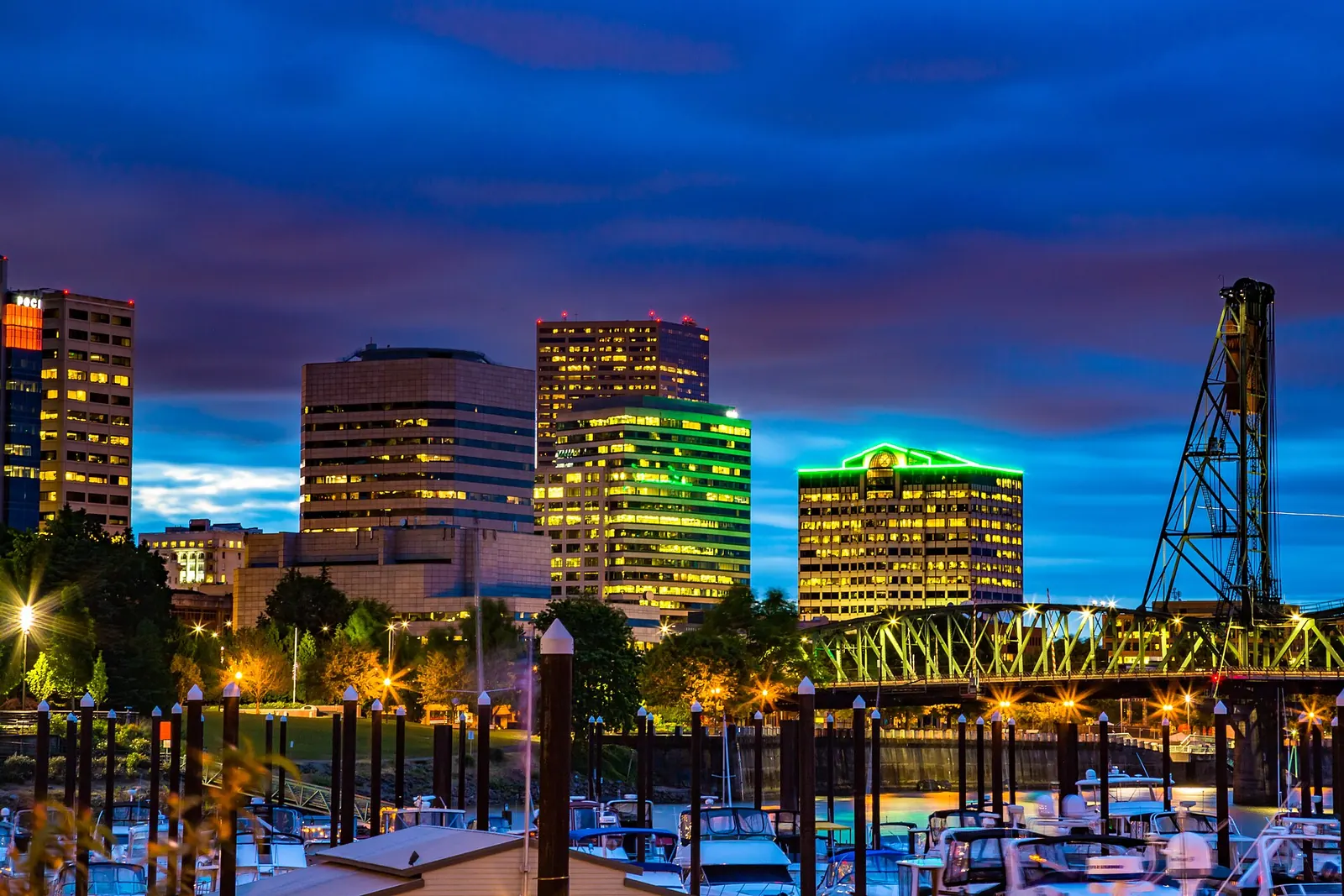 Portland, Oregon Skyline Sunset (22767146885) — Portland